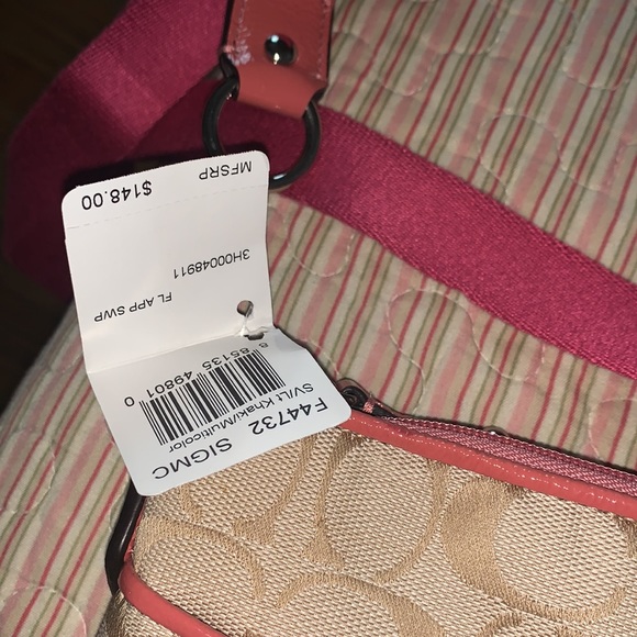 Coach purse - Picture 5 of 10